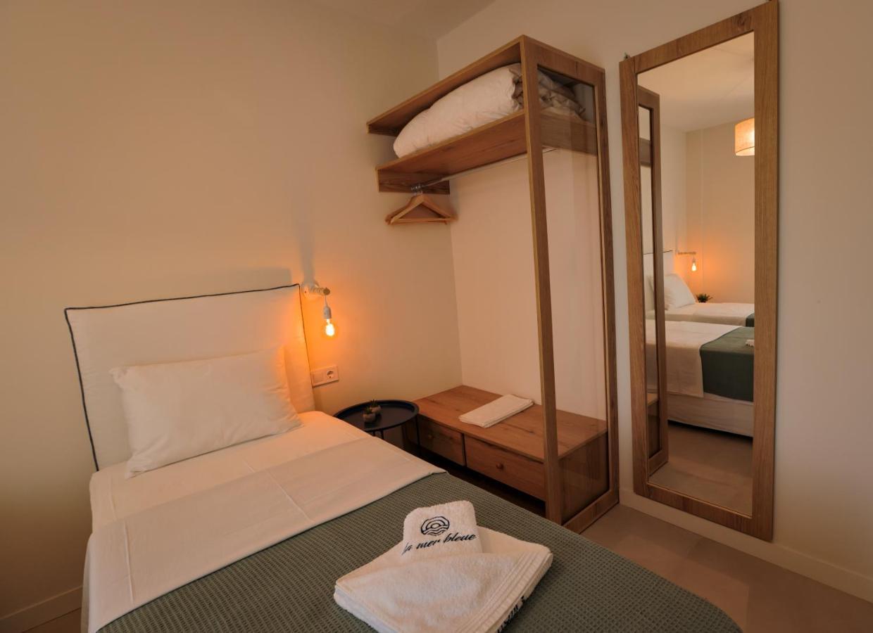 La Mer Bleue Beachfront Boutique Apartments Vrahati Eksteriør bilde
